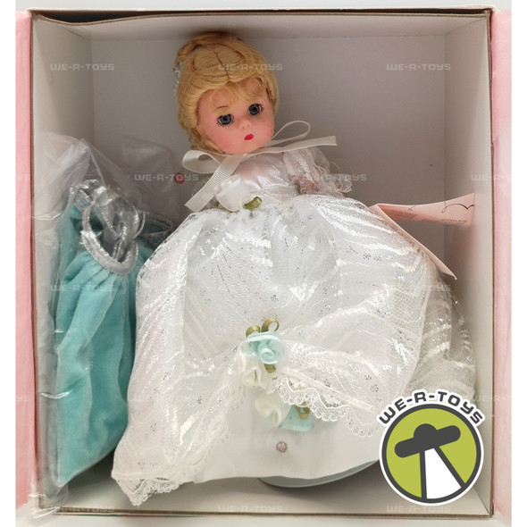 Madame Alexander Cinderella At the Ball 2001 Doll No. 30670 Alexander Doll Co.