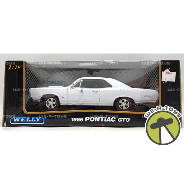 Welly 1966 Pontiac GTO 1:18 Scale White Metal Die-Cast Vehicle Item No 9856W