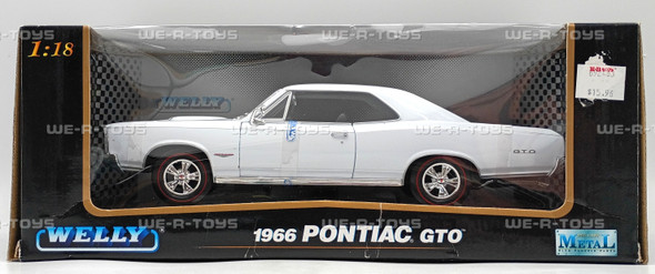 Welly 1966 Pontiac GTO 1:18 Scale White Metal Die-Cast Vehicle Item No 9856W