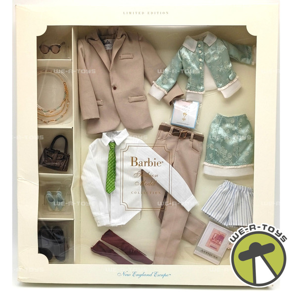Barbie and Ken Fashion Giftset New England Escape Fashions 2003 Mattel B3433