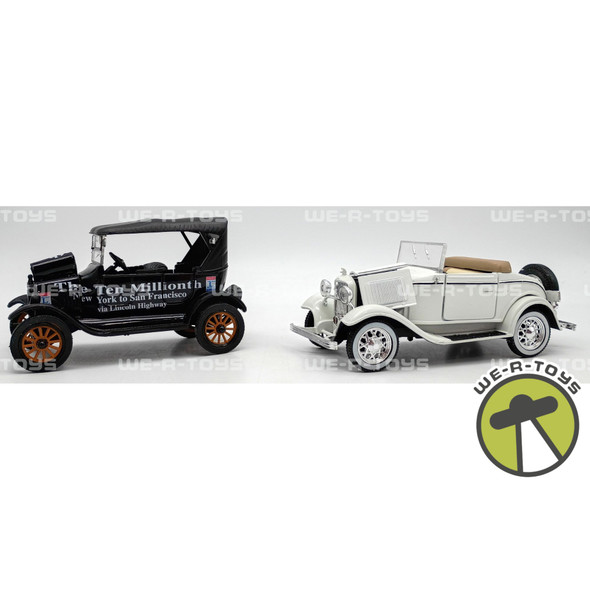 National Motor Museum Vehicles Set 1924 Model T Touring 1932 Model 18 Cabriolet