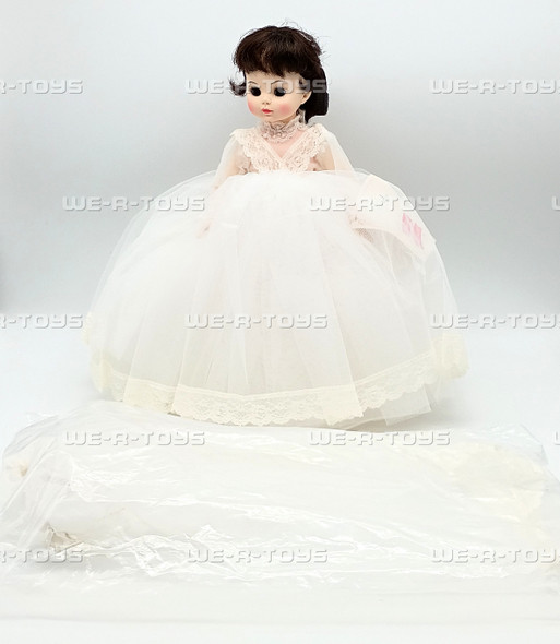 Madame Alexander Bride Doll #1570 Alexander Doll Company Brunette Brown Eyes