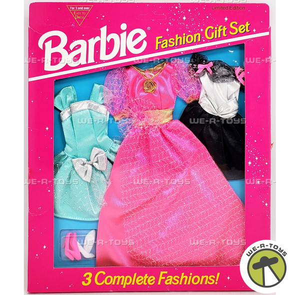 Barbie Easy to Dress Fashion Gift Set 3 Fashions 68186