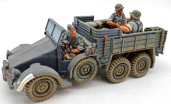 King & Country Krupp Truck WS 37 Model Figurine with 3 Soldier Figures 2002 WS37
