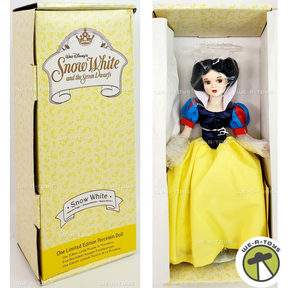 Disney Snow White and the Seven Dwarfs Snow White 16 Inch Porcelain Doll