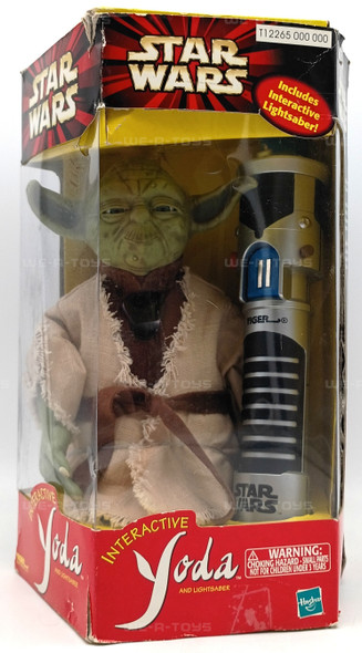 Star Wars Interactive Yoda and Lightsaber Talking Action Figure Hasbro 2000