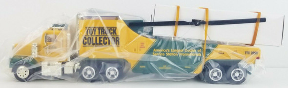 Toy Truck Collector Limited Edition Helicopter Recovery Truck 5th in Series 2000