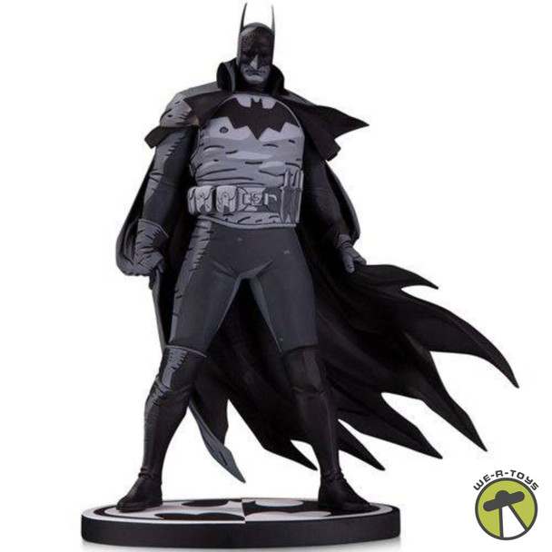 DC Direct Batman Black & White: Batman (Gotham by Gaslight) 1:10 Resin Statue