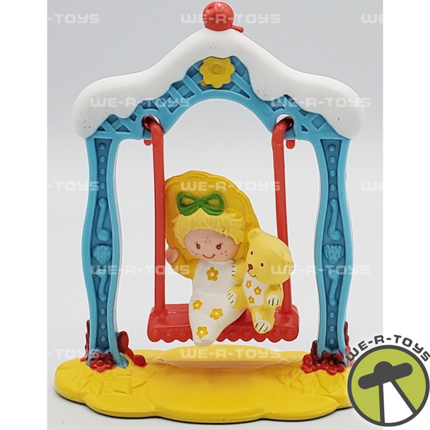 Strawberry Shortcake Mini Butter Cookie & Jelly Bear on a Swing 1983 Kenner USED