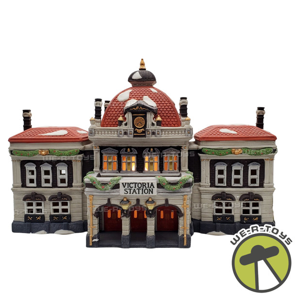 Department 56 Dicken's Village Series Victoria Station No. 5574-3 NEW