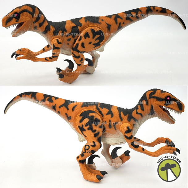 Jurassic Park Series 2 JP22 Utah Raptor Ripper Figure 1994 Kenner Used