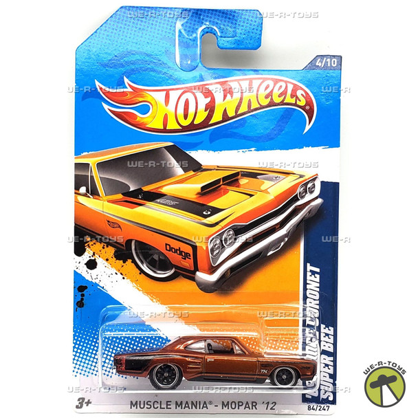 Hot Wheels 69 Dodge Coronet Super Bee Muscle Mania Vehicle 2011 Mattel #V5369
