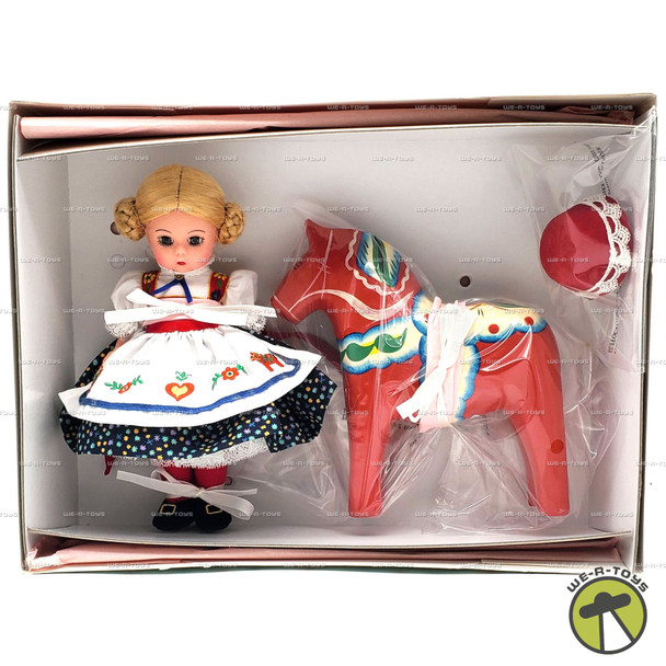 Madame Alexander Sweden Doll 2000 Alexander Doll Co. #35980