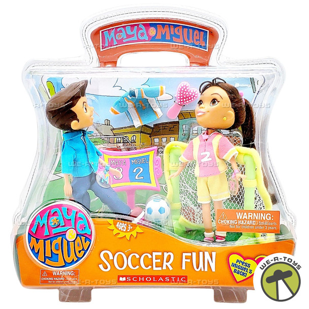 Maya and Miguel Soccer Fun Doll Playset 2005 Scholastic 09716