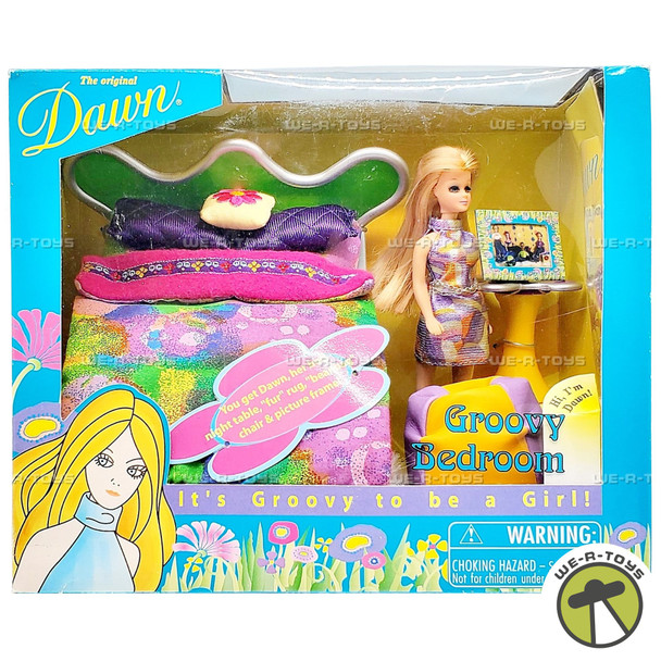 Dawn Groovy Bedroom Doll Playset 2002 Checkerboard Toys 00424