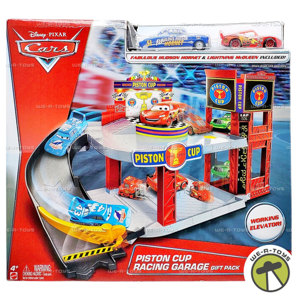 Disney Cars Piston Cup Racing Garage Gift Pack 2016 Mattel FBT08
