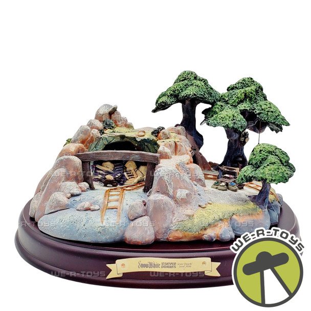 Walt Disney Classics Enchanted Places Seven Dwarfs Jewel Mine 4937 NEW