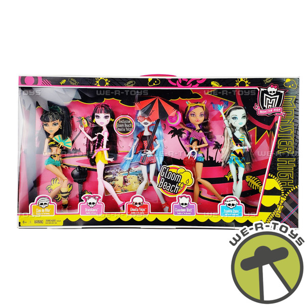 Monster High Gloom Beach Doll 5 Pack with Exclusive Ghoulia Yelps Mattel W2823