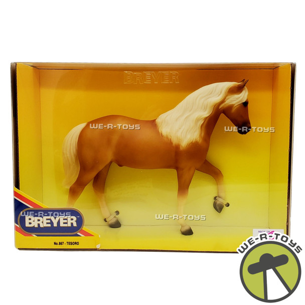 Breyer Collectibles Tesoro Horse Figure Reeves Item No. 867 NEW