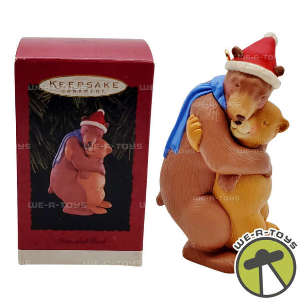 Hallmark Keepsakes 1996 Mom and Dad Bear Hug Ornament NEW