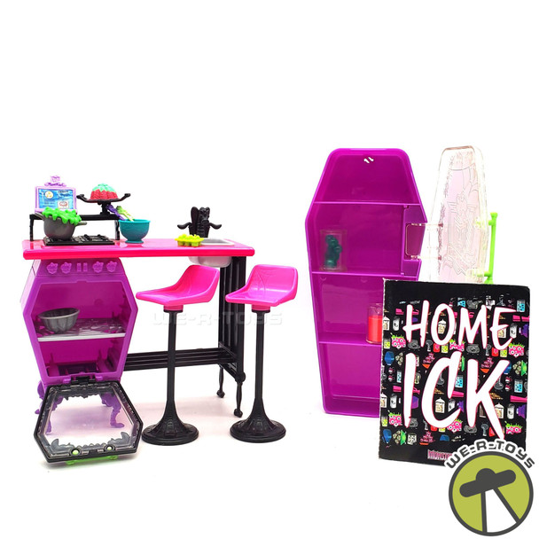 Monster High Playset Home Ick School Accessory and Book 2014 Mattel BDD82