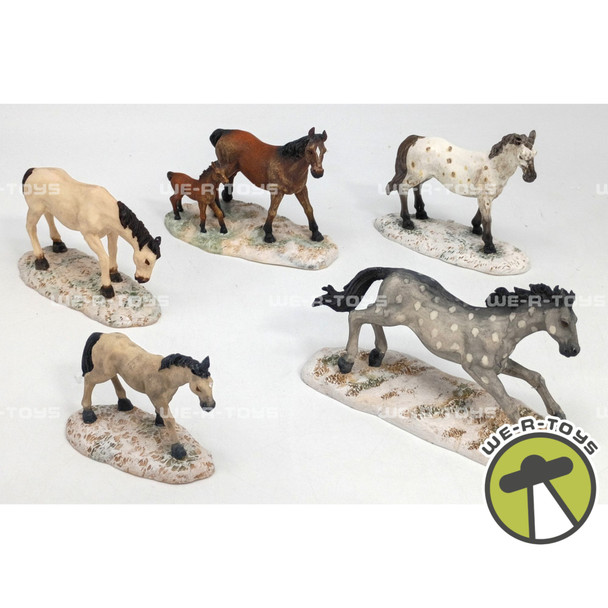 Department 56 Village Accessories Thoroughbreds Set of 5 Horses 1998 Item #52747