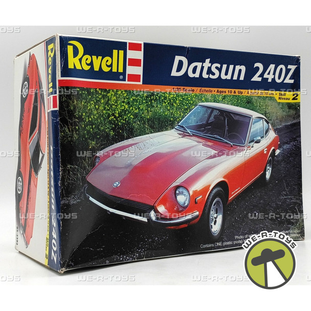 Revell Datsun 240Z Vehicle Model Kit 1:25 Scale Skill 2002 Level 2 Item#85-2392