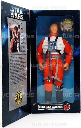 Star Wars Collector Series Luke Skywalker in X-Wing Gear 12