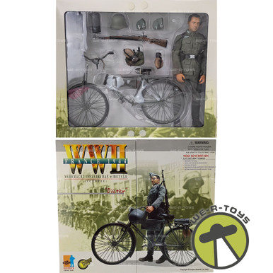 Dragon WWII France 1944 Schutze Dieter Action Figure W/ Bicycle