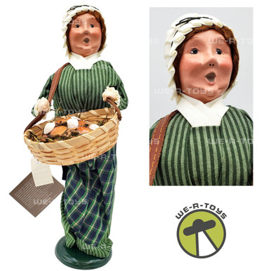 Byers' Choice Caroler Lady with Seafood Colonial Williamsburg Exclusive