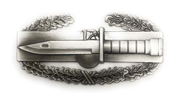 Qualification Badge-Combat Action-Oxidized Metal Pin-On