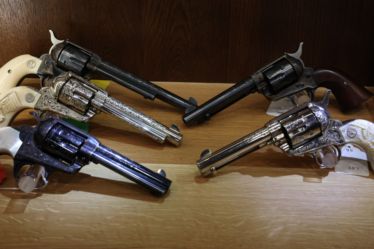 Engraved Handguns