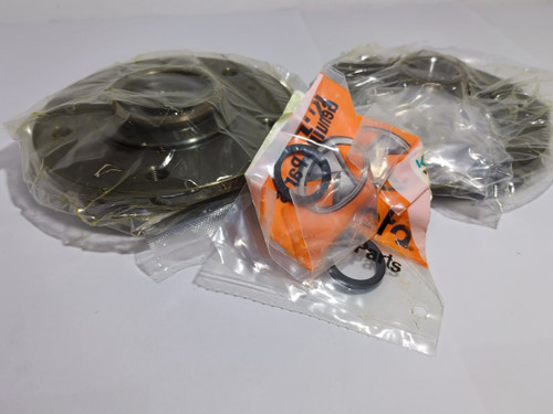 KUBOTA K7581-91700 AXLE KIT