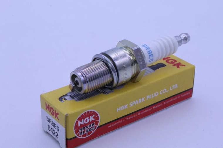 NGK Spark Plug BR8ES (5422)
