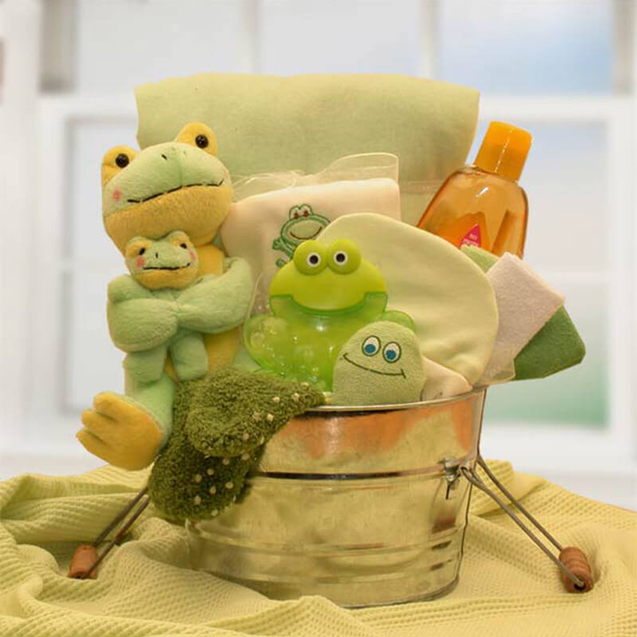 Baby tub deals gift basket