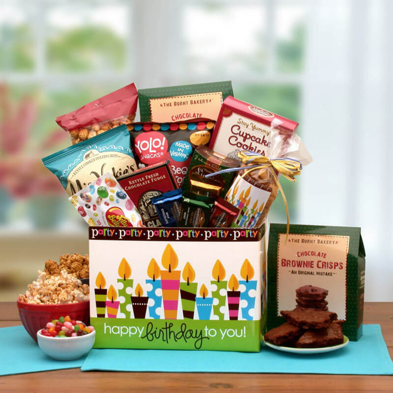 Amazon.com : A Gift Inside Chocolate Caramel and Crunch Grand Gift Basket  with Warm Weather Packaging : Grocery & Gourmet Food