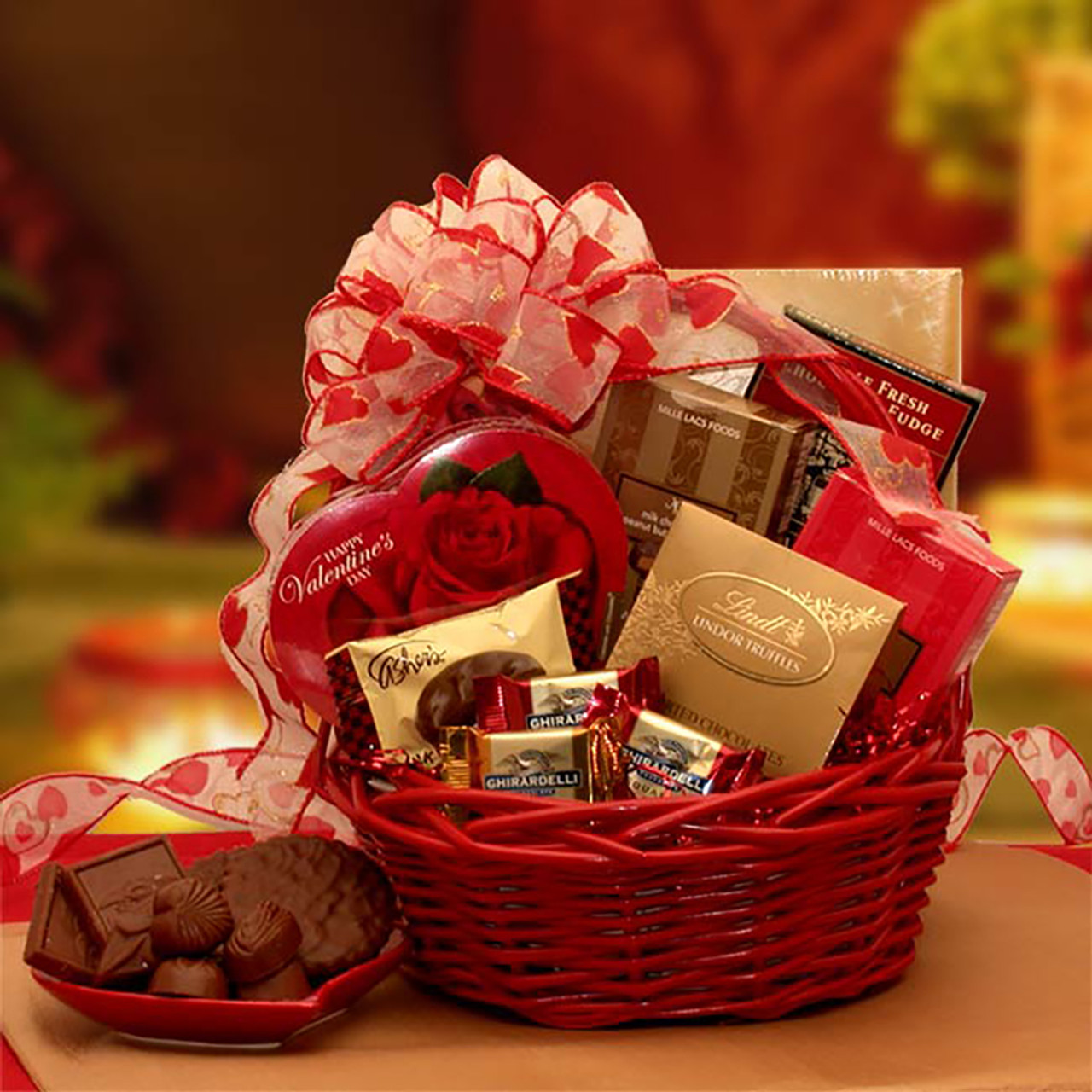 Grand Valentine Caramel Apple Gift Basket