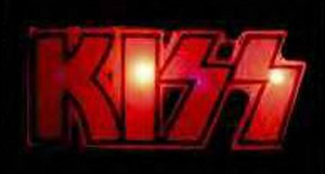 KISS Flash Lapel Pin