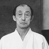 Kenji Tomiki 1900 – 1079