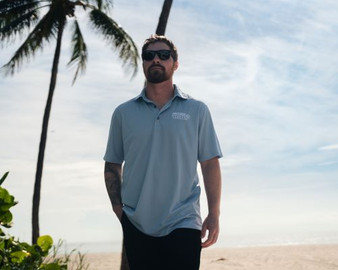  95% Microfiber Polyester/
5% Spandex Micro Mesh
- Hemmed sleeves
- Banded self-collar
- Paragon Plus Moisture and Odor
- Side vents
Management
- UPF 30+ protection
- SRT-Snag Resistant Technology
- Tagless label
- Wrinkle-resistant finish
- 4.7 oz.