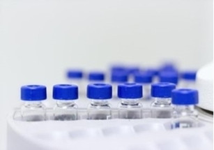 Reverse-Phase Liquid Chromatography vs. Hydrophilic Interaction Liquid Chromatography Reverse-Phase Liquid Chromatography vs. Hydrophilic Interaction Liquid Chromatography