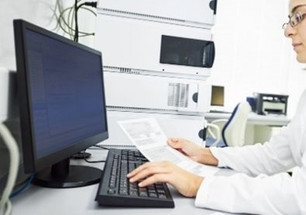 Methods for Changing Peak Resolution in HPLC