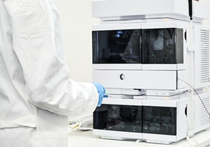 A Sneak Peak into the Largest HPLC Industry in the World - Biotechnology Applications