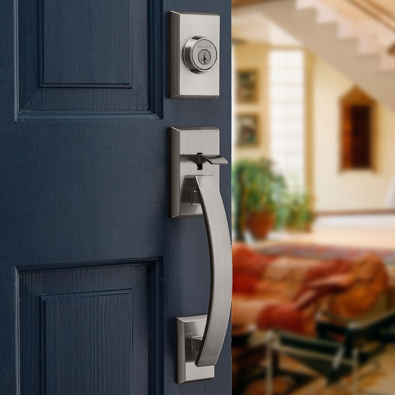 Kwikset Signature Series Tavaris Door Handleset | Smartkey Safety