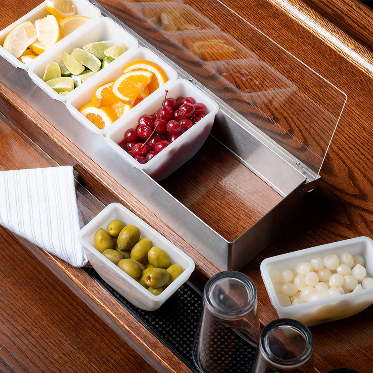 7Penn | Condiment Tray with Ice Chamber Lid Tongs Spoons 5 Condiment  Containers