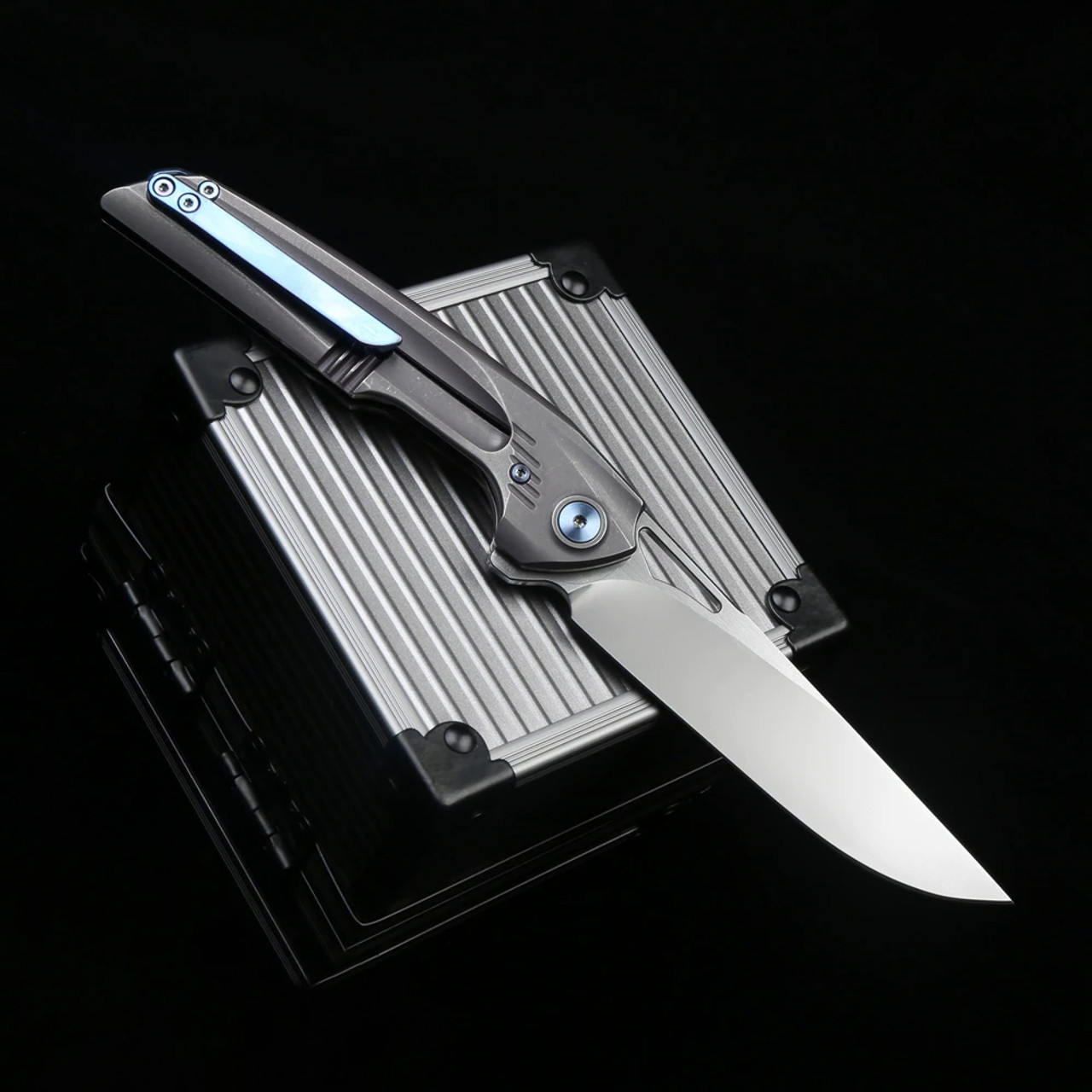 DICORIA Folding Knife M390 Blade Titanium Frame Lock