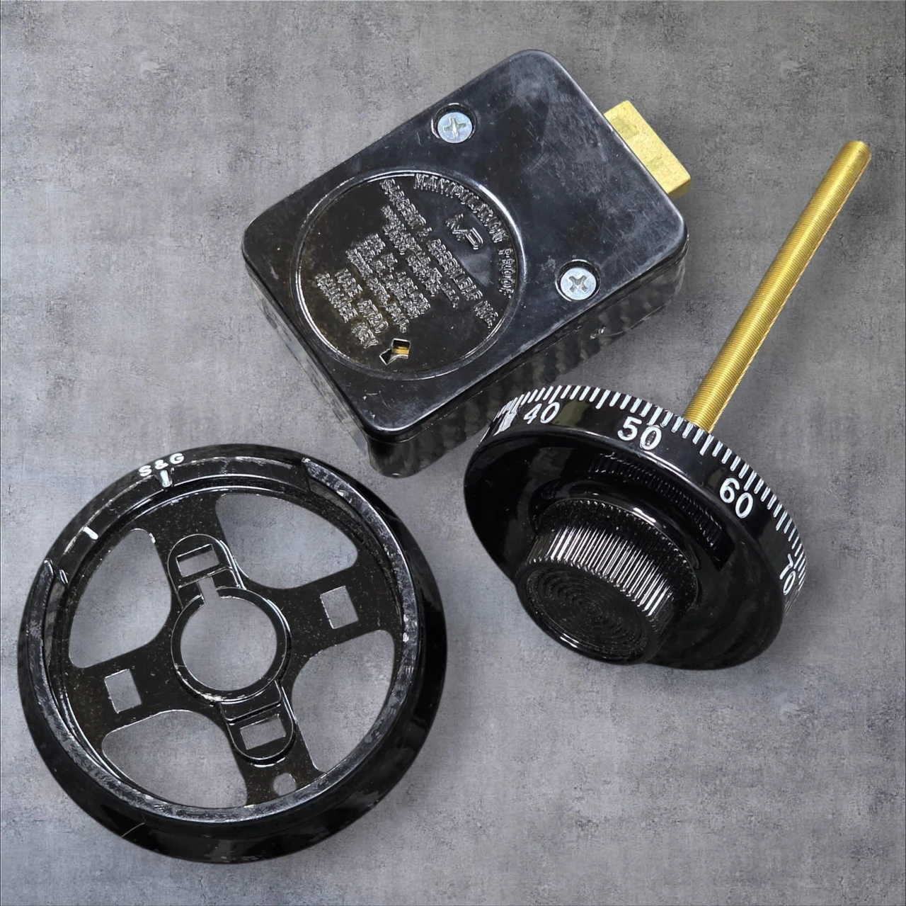 Sargent & Greenleaf Group 1 Safe Lock Package W/Spyproof B&W Dial & Ring 8550-100
