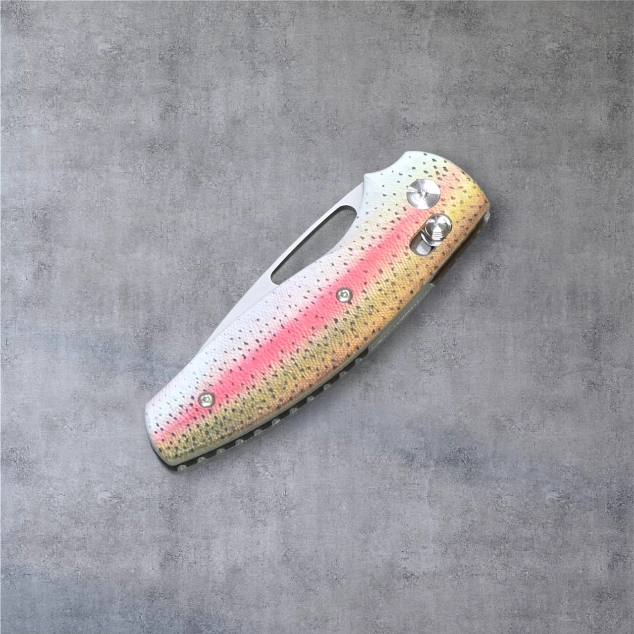 TRM Bulldog Rev. B Rainbow Trout Pattern G10 3D With Magnacut Blade-Made In USA 