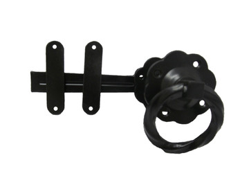Twisted Ring Latch