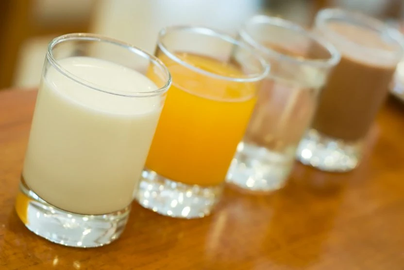 The 7 best hydrating drinks & 8 worst ones 